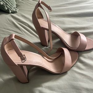 Nude Heels!